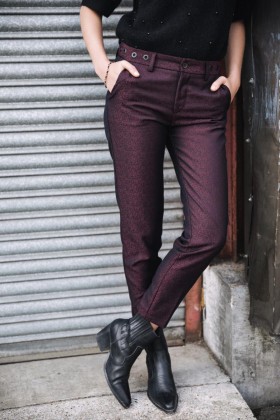 Femme Claudia Darkside Cabernet | Freeman T. Porter Cropped