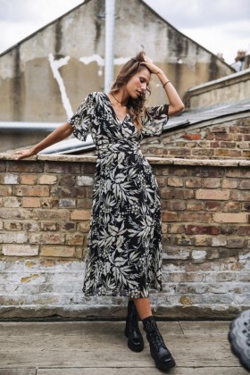 Women's Ravena Wildflowers Black | Freeman T. Porter Dresses & Skirts