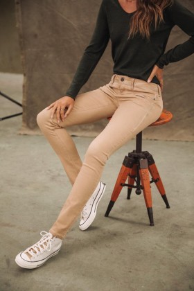 Femme Alexa Slim New Magic Color Oil Silver Lining | Freeman T. Porter Cropped