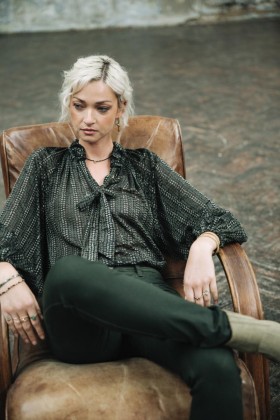  Dámske čierne tričko Coraline s korytnačím vzorom | Topy a košele Freeman T. Porter