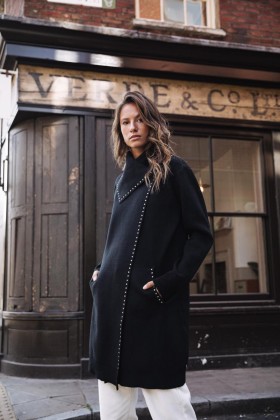  Claudie Claws svarta stickade tröjor för kvinnor | Freeman T. Porter