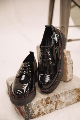  Zapatos Neve Varnish Black para mujer | Freeman T. Porter