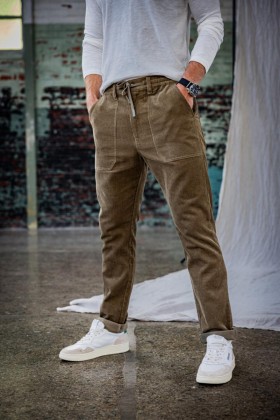  Pánské manšestrové kalhoty Jake břečťanovo zelené | Slim kalhoty Freeman T. Porter