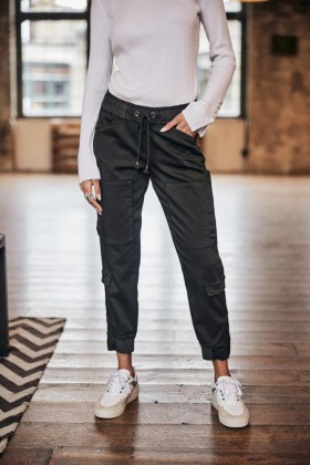  Celine Dobby Rosin | Freeman T. Porter Lyhythihainen