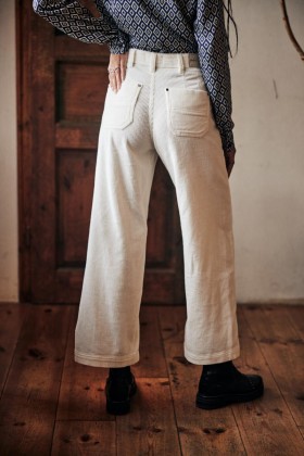  Nainen Nylia Veluto Egret | Freeman T. Porter Cropped