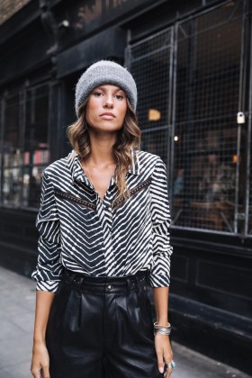  Crizia Equino Schwarz für Damen – Freeman T. Porter Tops & Hemden