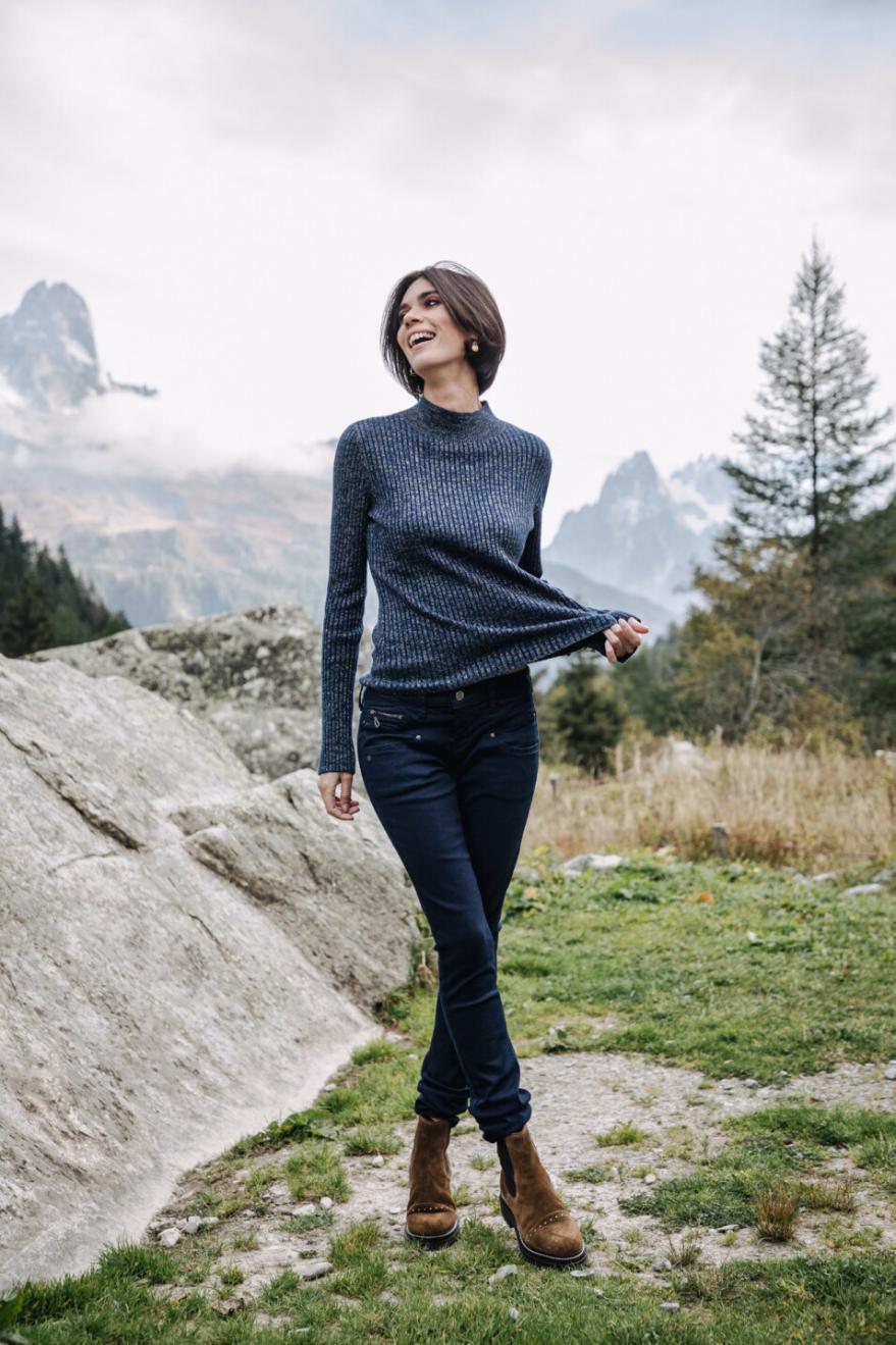 Femme Alexa Slim New Magic Color Oil Dark Navy | Freeman T. Porter Cropped