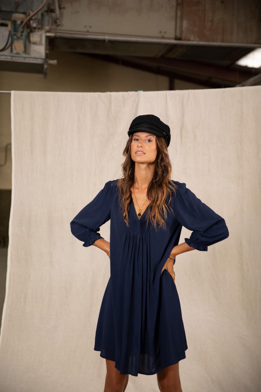  فستان جونا نسائي بلون أزرق داكن | فساتين وتنانير فريمان تي بورتر